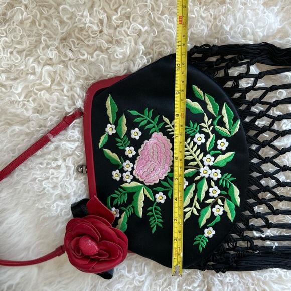 MOSCHINO EMBROIDERED PIANO FRINGE SHOULDER BAG - Picture 3 of 8